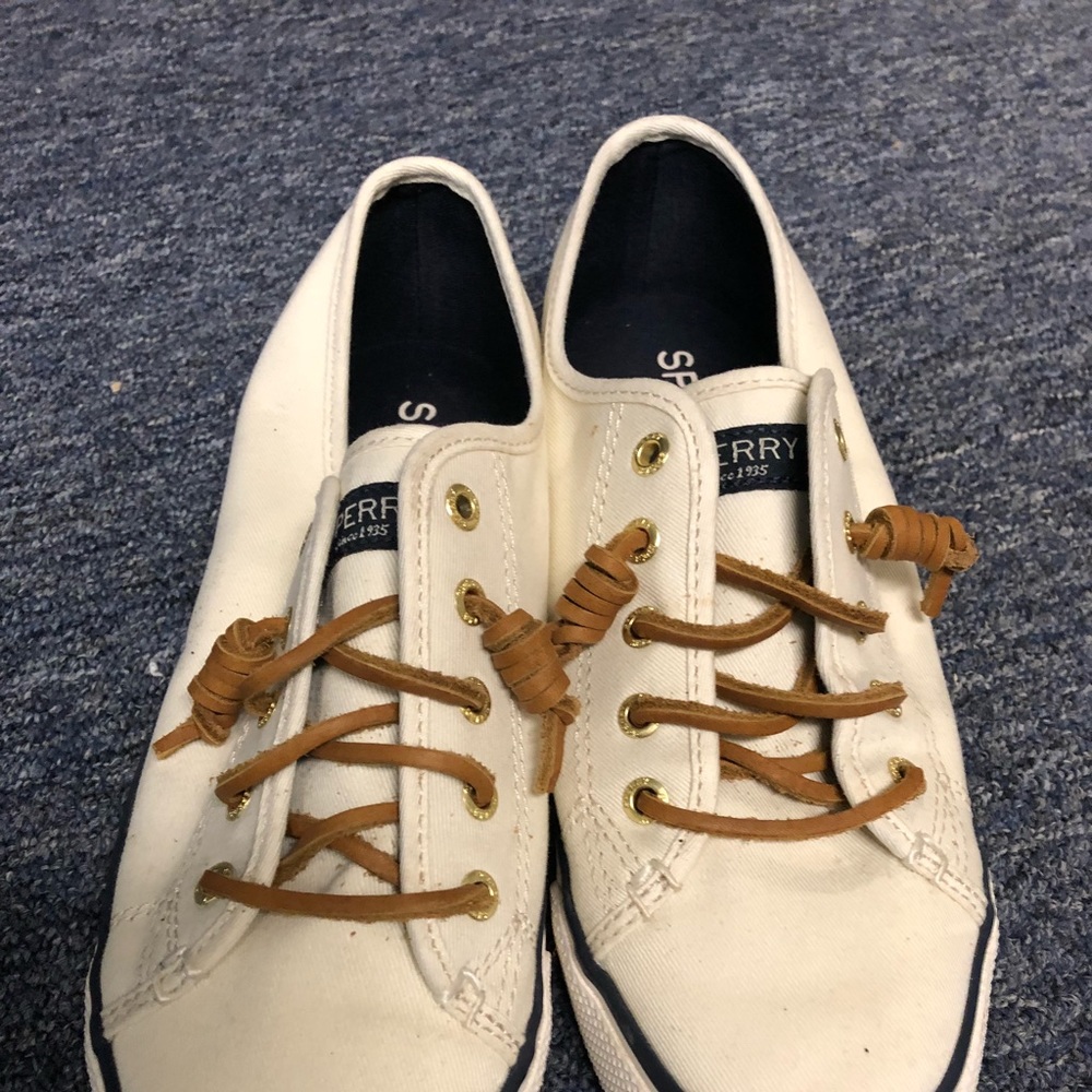 Women’s Sperry slip on sneakers